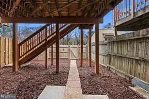 1062 Knight Ln, Herndon, VA 20170 - Photo 38