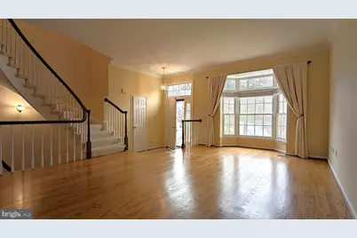 1379 Heritage Oak Way, Reston, VA 20194 - Photo 4