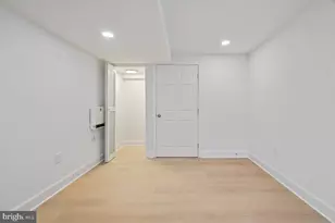 8728 Old Courthouse Rd, Vienna, VA 22182 - Photo 26