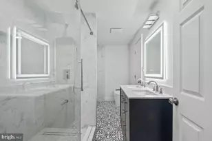 8728 Old Courthouse Rd, Vienna, VA 22182 - Photo 24