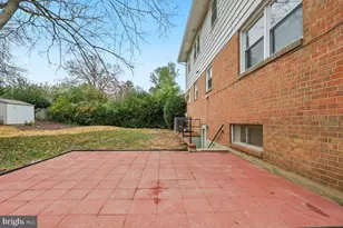 8728 Old Courthouse Rd, Vienna, VA 22182 - Photo 32