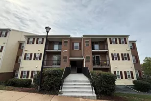 14807 Rydell Rd, Centreville, VA 20121 - Photo 2