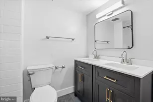 9713 Kings Crown Ct, Fairfax, VA 22031 - Photo 22