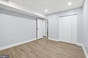 9713 Kings Crown Ct, Fairfax, VA 22031 - Photo 24