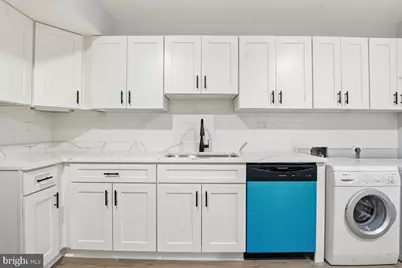 9713 Kings Crown Court #1, Fairfax, VA 22031 - Photo 14