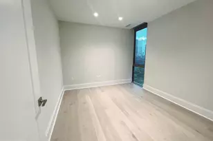 7887 Jones Branch Dr, McLean, VA 22102 - Photo 6