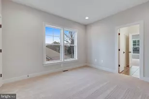 903 Hillcrest Dr SW, Vienna, VA 22180 - Photo 48