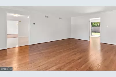 6294 Dunaway Court, McLean, VA 22101 - Photo 10