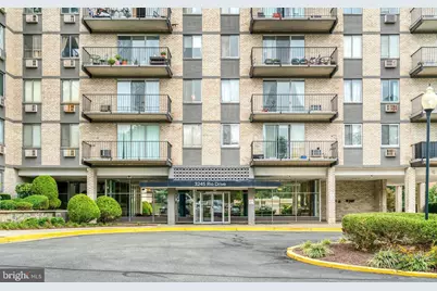 3245 Rio Drive #108, Falls Church, VA 22041 - Photo 4