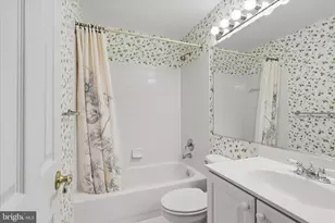 2682 Logan Wood Dr, Herndon, VA 20171 - Photo 18