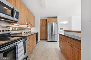 3908 Braddock Rd, Alexandria, VA 22312 - Photo 10