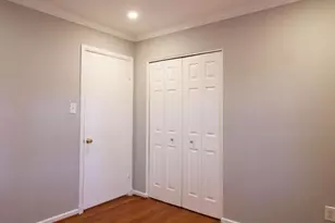 102 Yeonas Dr SE, Vienna, VA 22180 - Photo 12