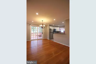 102 Yeonas Drive SE, Vienna, VA 22180 - Photo 6