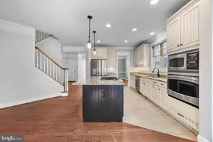 8047 Fairfax Rd, Alexandria, VA 22308 - Photo 12