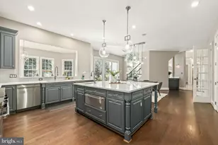 8340 Springhaven Garden Ln, McLean, VA 22102 - Photo 16