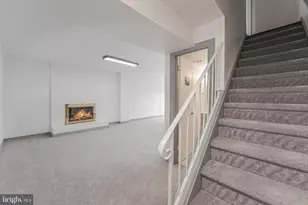 14811 Palmerston Square, Centreville, VA 20120 - Photo 30