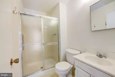 5112 Bradfield Drive, Annandale, VA 22003 - Photo 8