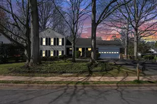 5112 Bradfield Dr, Annandale, VA 22003 - Photo 1