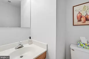 12325 Field Lark Ct, Fairfax, VA 22033 - Photo 36