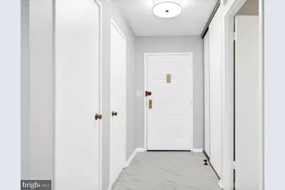 5902 Mount Eagle Drive #303, Alexandria, VA 22303 - Photo 4