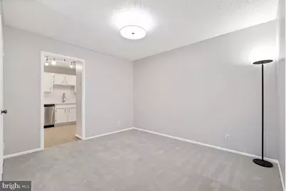 5902 Mount Eagle Drive #303, Alexandria, VA 22303 - Photo 10