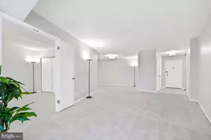 5902 Mt Eagle Dr, Alexandria, VA 22303 - Photo 8