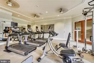 8220 Crestwood Heights Dr, McLean, VA 22102 - Photo 22