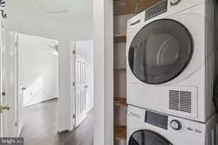 8703 Village Green Ct, Alexandria, VA 22309 - Photo 24