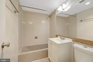 11400 Washington Plaza W, Reston, VA 20190 - Photo 44