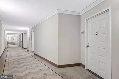 8360 Greensboro Drive #516, McLean, VA 22102 - Photo 4