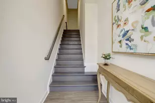 2535 James David Way, Alexandria, VA 22306 - Photo 2
