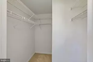 5705 Croatan Ct, Centreville, VA 20120 - Photo 14