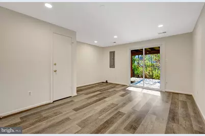 11200 Silentwood Lane, Reston, VA 20191 - Photo 36