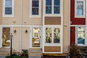 11200 Silentwood Ln, Reston, VA 20191 - Photo 4