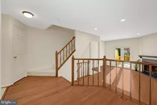 11200 Silentwood Ln, Reston, VA 20191 - Photo 16