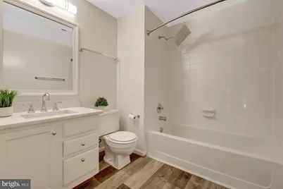 11200 Silentwood Lane, Reston, VA 20191 - Photo 38