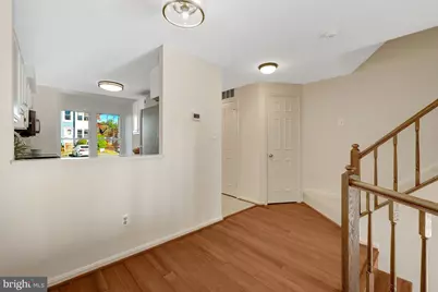 11200 Silentwood Lane, Reston, VA 20191 - Photo 14