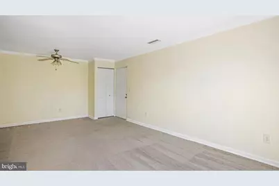 14807 Rydell Road #103, Centreville, VA 20121 - Photo 4