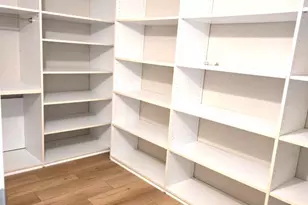 1641 International Dr, McLean, VA 22102 - Photo 4