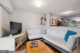 8041 Pantano Pl, Alexandria, VA 22309 - Photo 4