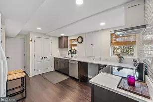 3017 Leefield Dr, Herndon, VA 20171 - Photo 50