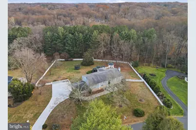 3017 Leefield Drive, Herndon, VA 20171 - Photo 2