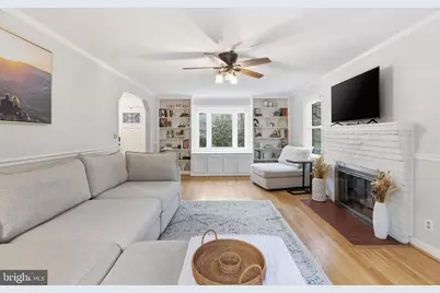 6539 Oakwood Drive, Falls Church, VA 22041 - Photo 10