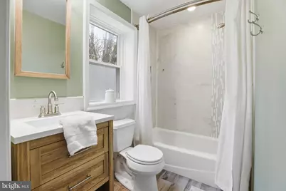 6539 Oakwood Drive, Falls Church, VA 22041 - Photo 18