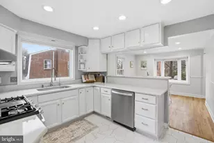 6539 Oakwood Dr, Falls Church, VA 22041 - Photo 14