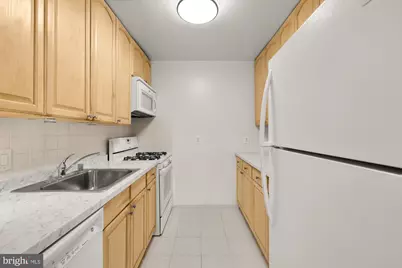 2911 Charing Cross Road #16, Falls Church, VA 22042 - Photo 16