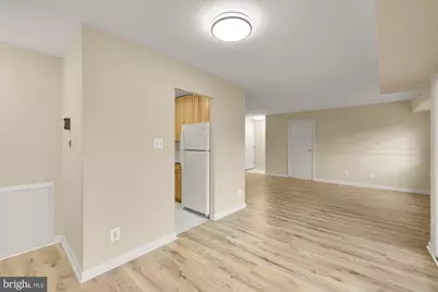 2911 Charing Cross Road #16, Falls Church, VA 22042 - Photo 12