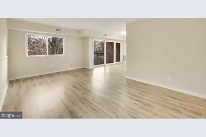 2911 Charing Cross Road #16, Falls Church, VA 22042 - Photo 4