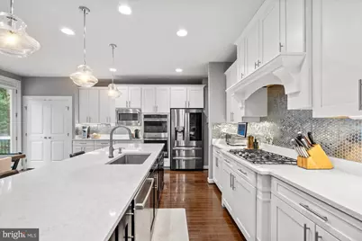 9091 Bear Branch Place, Fairfax, VA 22031 - Photo 14