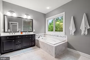 9091 Bear Branch Pl, Fairfax, VA 22031 - Photo 38